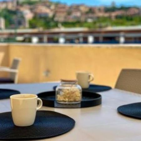 Exclusive Penthouse With 60 M2 Panoramic Terrace Apartman Perugia Kültér fotó