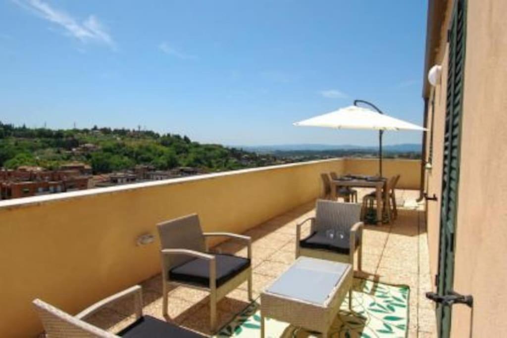 Exclusive Penthouse With 60 M2 Panoramic Terrace Apartman Perugia Kültér fotó